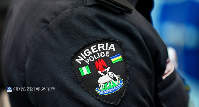 Hoodlum assaults police officer, sets Lagos station ablaze