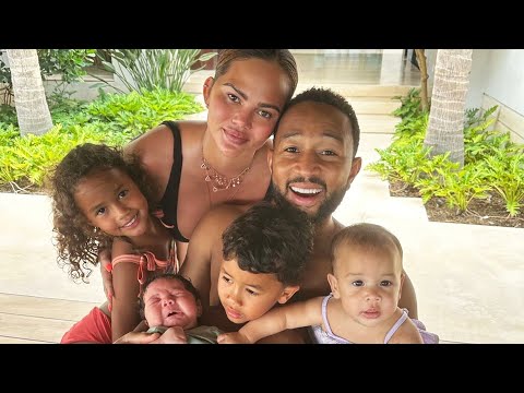 Inside John Legend and Chrissy Teigen’s First Vacation as a Family of 6!