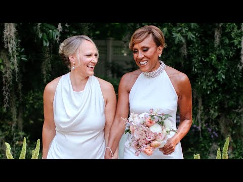 A Look Inside Robin Roberts and Amber Laign’s Wedding Reception (Exclusive)