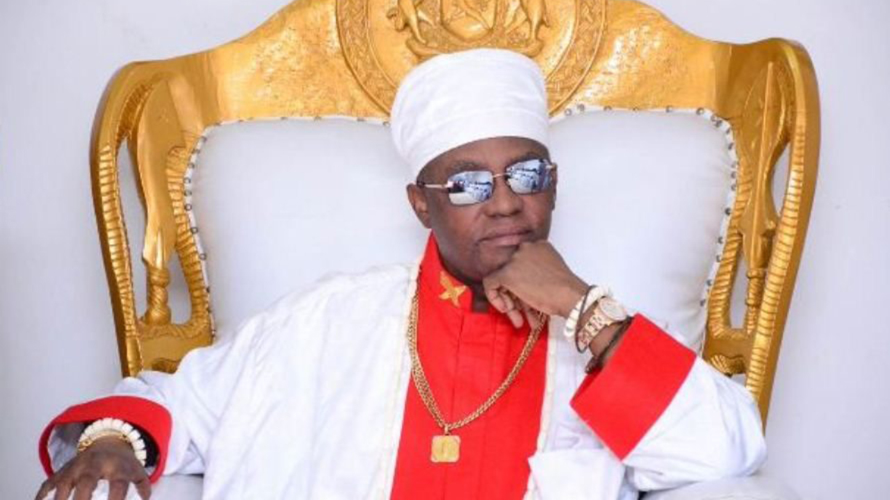 Wedding: Oba Of Benin Gets Angry Over Groom’s Action, Places Curse On Him, Others