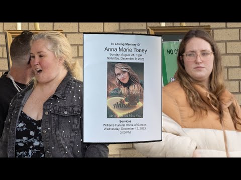 Anna ‘Chickadee’ Cardwell Funeral: Mama June and Loved Ones Attend