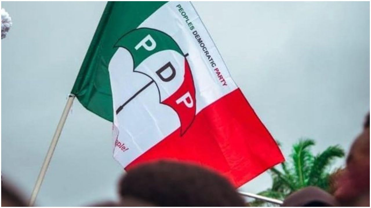 BREAKING: PDP chairman, Others Defect To APC