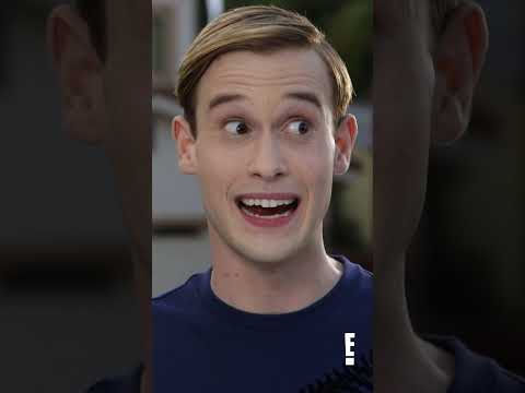 Are Tyler Henry and #macaulayculkin TWINS?? #shorts