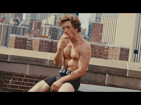 Jeremy Allen White STRIPS DOWN (Exclusive)