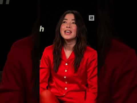 Maya Erskine on Building Chemistry with Donald Glover