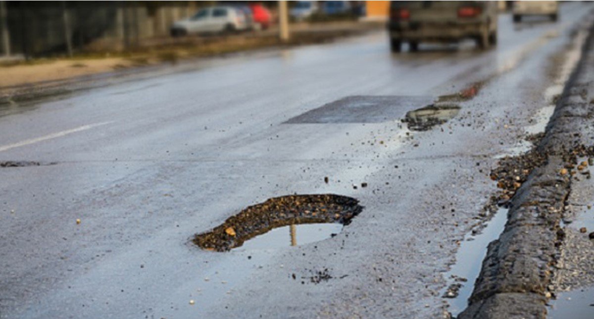 Man returns to life as vehicle transporting him for burial enters big pothole