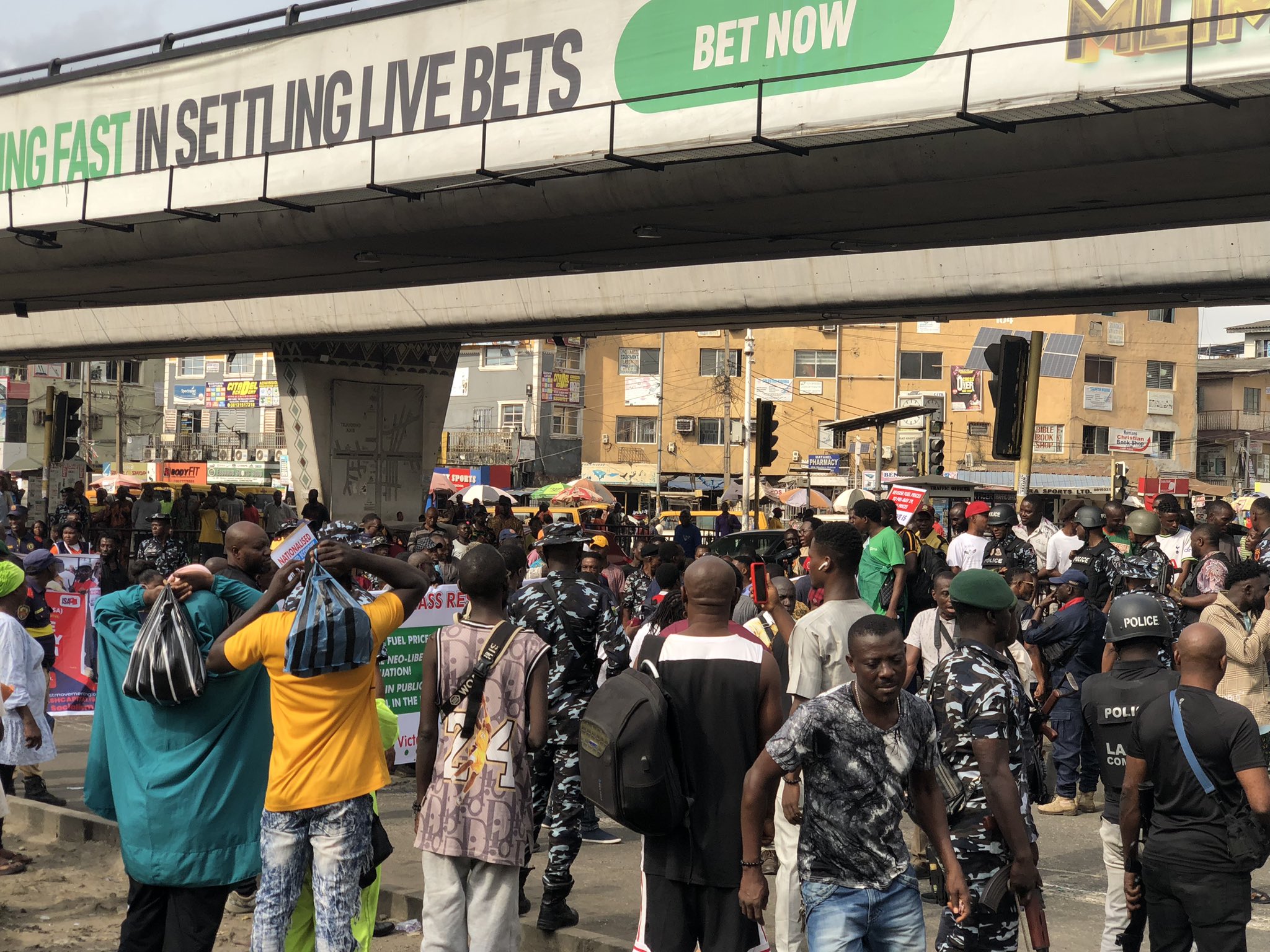 Police Reportedly Seal Off NLC Office As Major Protests Break Out In Lagos, Edo