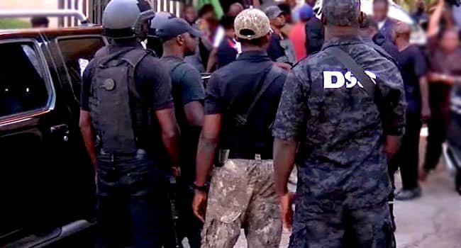 BREAKING: DSS operatives take over court as Kanu’s trial resumes