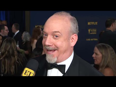 Paul Giamatti Clears Up if He Really Smelled on The Holdovers Set (Exclusive)