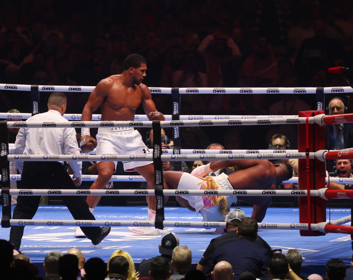 How Anthony Joshua Knocked Out Ngannou As He Suffered Two More Knockdowns