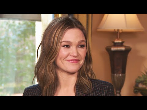 Julia Stiles SECRETLY Welcomed Baby No. 3!