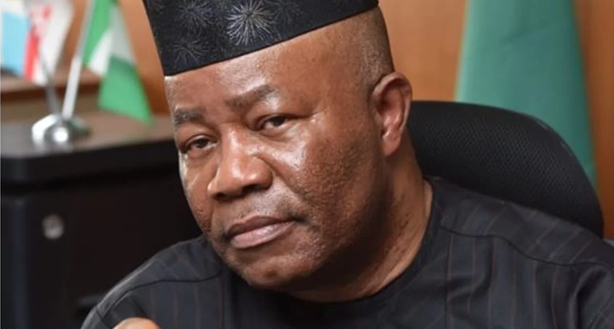 Minimum Wage: NLC/TUC Attacks Akpabio Amid Negotiations