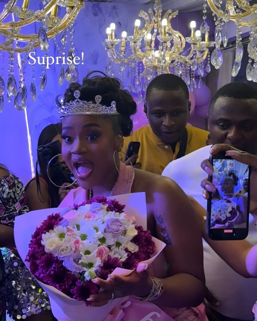 Watch Chioma’s Reaction As Davido Gives Her Another Big Surprise (VIDEO)